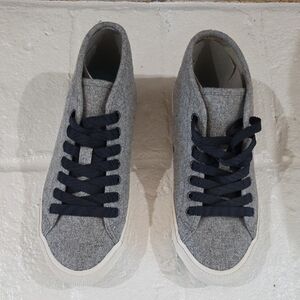 SeaVees Gray and Black Sneakers Modern Design